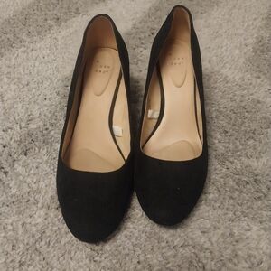 Elegant Black Women's Flats